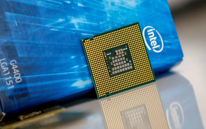 Chiến lược kinh doanh của Intel và Qualcomm